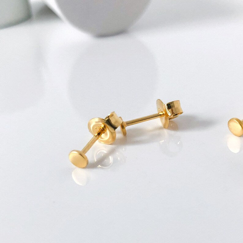 BASIC MINI DOT SATIN oorbellen - LAATSTE KANS